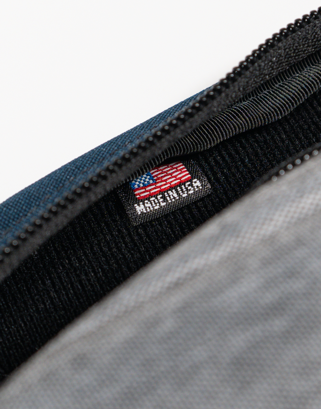 Slim Carrying Case - Heather Red